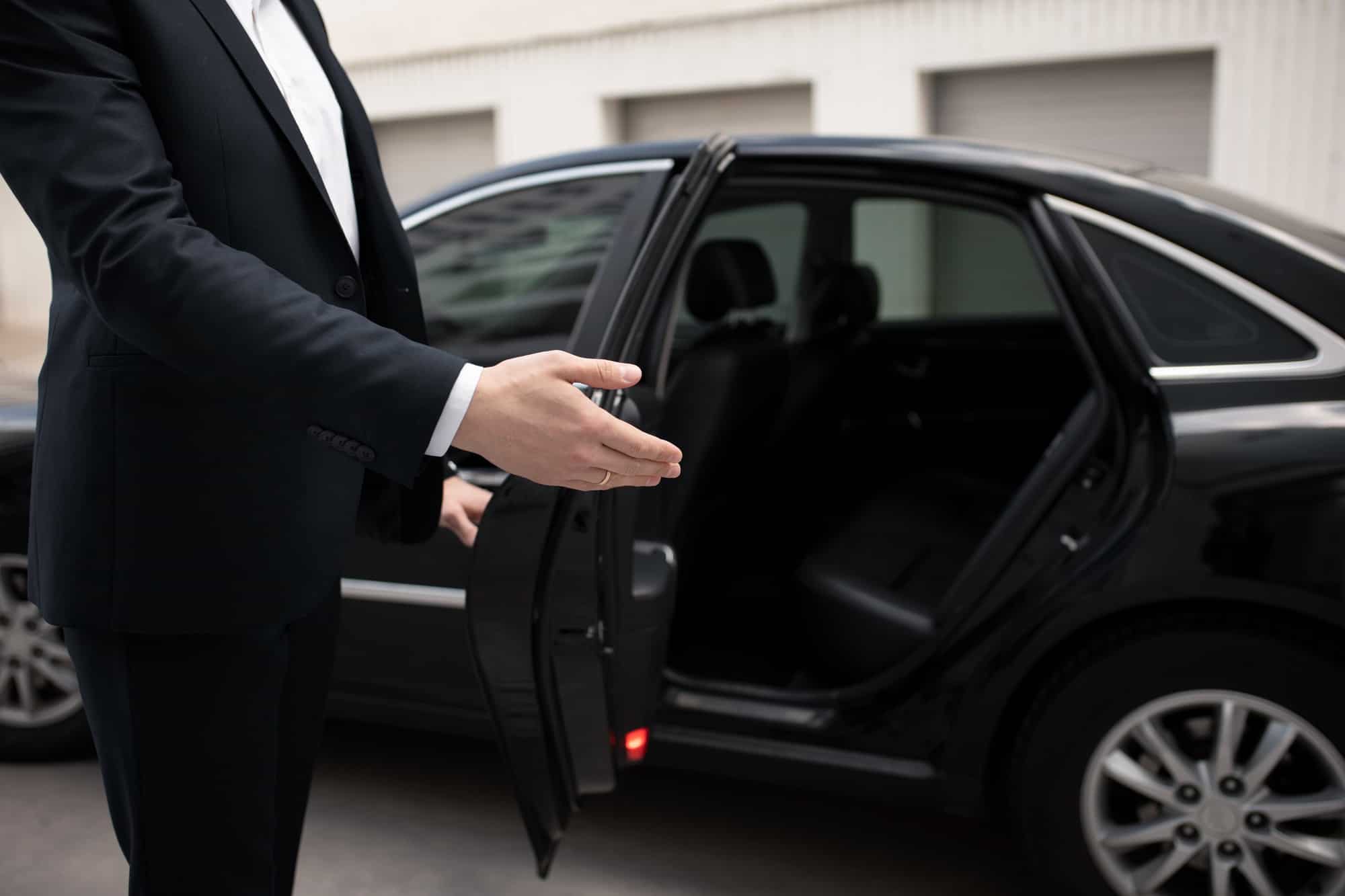 Professional taxi driver in Amalfi
